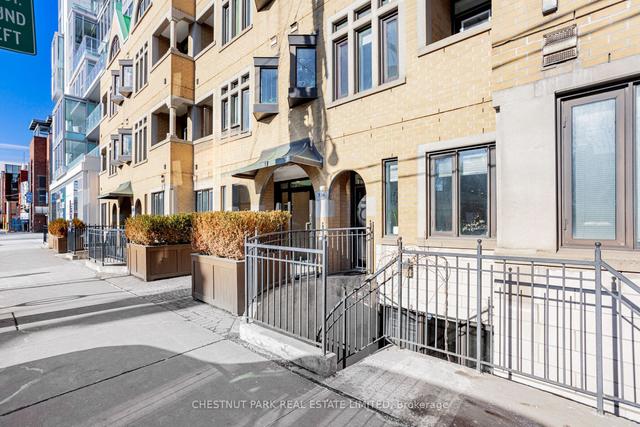 101 - 336 Davenport Rd, Townhouse with 2 bedrooms, 3 bathrooms and 1 parking in Toronto ON | Image 1