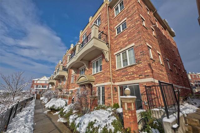 3 - 35 Hays Blvd, Townhouse with 2 bedrooms, 2 bathrooms and 1 parking in Oakville ON | Image 19