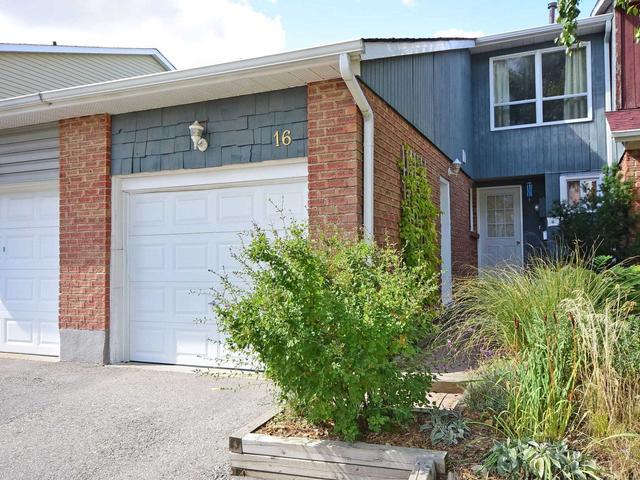 16 Gilmore Dr, House attached with 3 bedrooms, 2 bathrooms and 3 parking in Brampton ON | Image 12