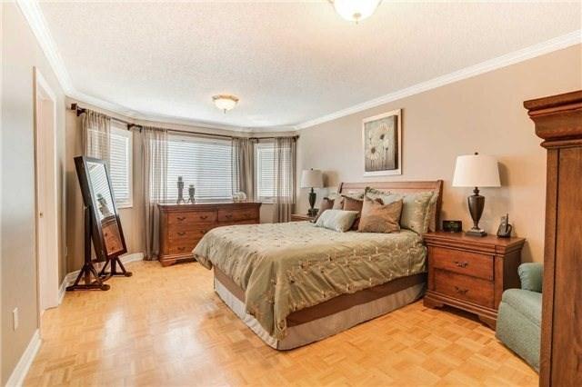 81 Via Carmine Ave, House detached with 4 bedrooms, 3 bathrooms and 4 parking in Vaughan ON | Image 10