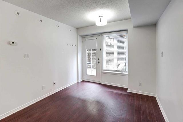 1020 - 54 East Liberty St, Townhouse with 1 bedrooms, 1 bathrooms and null parking in Toronto ON | Image 5
