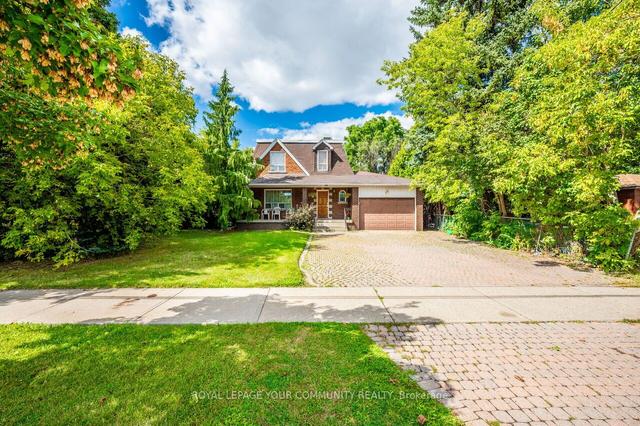 248 Rustic Rd, House detached with 5 bedrooms, 3 bathrooms and 6 parking in Toronto ON | Image 12
