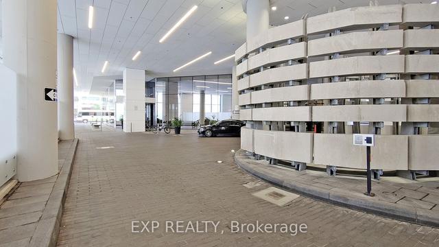 1001 - 100 Harbour St, Condo with 1 bedrooms, 1 bathrooms and 0 parking in Toronto ON | Image 12