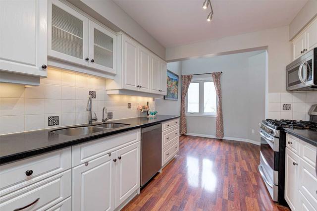 12 - 365 Bennington Gate, Townhouse with 3 bedrooms, 4 bathrooms and 4 parking in Waterloo ON | Image 3