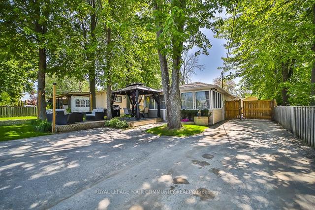 1137 Shore Acres Dr, House detached with 3 bedrooms, 1 bathrooms and 10 parking in Innisfil ON | Image 26