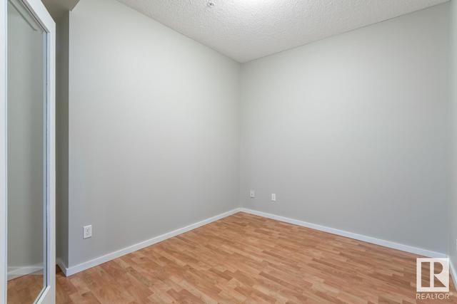 105 - 9910 111 St Nw, Condo with 1 bedrooms, 2 bathrooms and null parking in Edmonton AB | Image 5