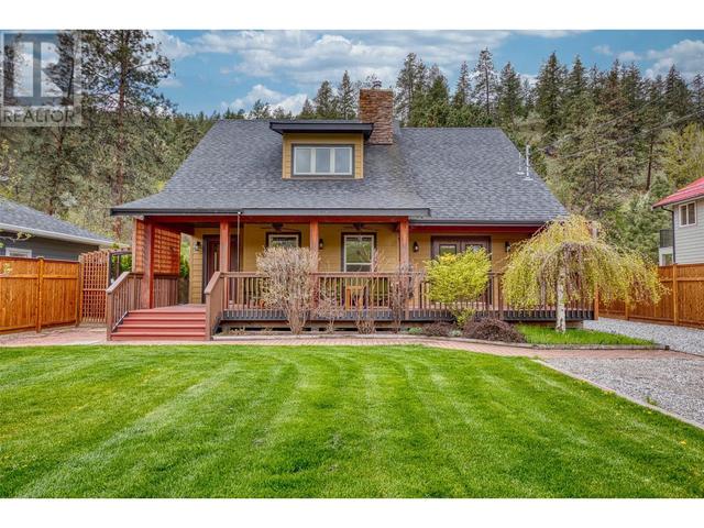 7390 Fintry Delta Road, House detached with 3 bedrooms, 3 bathrooms and 8 parking in Central Okanagan West BC | Image 1