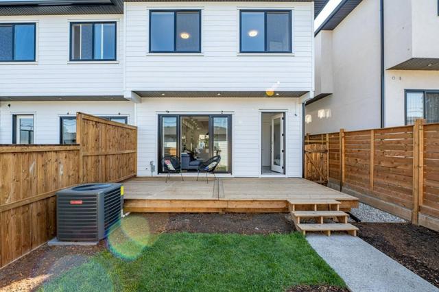 2811 36 Street Sw, Home with 4 bedrooms, 3 bathrooms and 2 parking in Calgary AB | Image 40