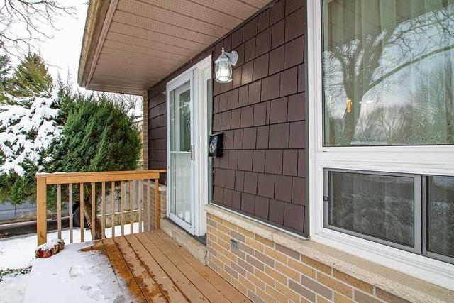 262 Cook St, House detached with 4 bedrooms, 3 bathrooms and 4 parking in Barrie ON | Image 12