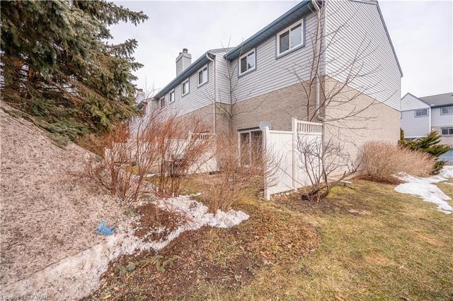 43 - 589 Beechwood Drive, House attached with 3 bedrooms, 1 bathrooms and 2 parking in Waterloo ON | Image 25