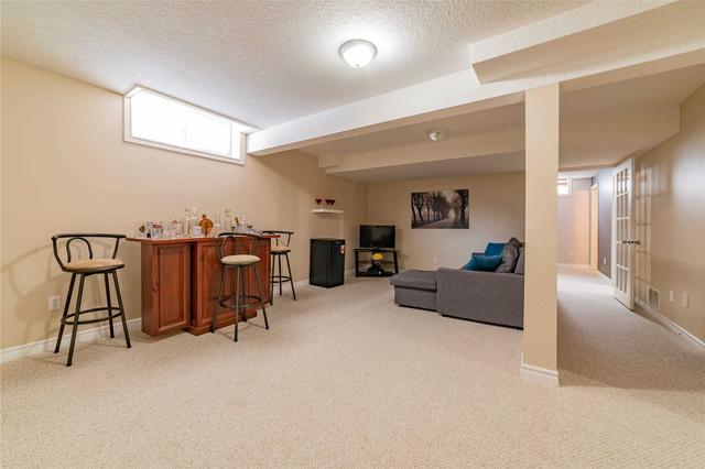30 Carere Cres, House detached with 4 bedrooms, 4 bathrooms and 6 parking in Guelph ON | Image 15