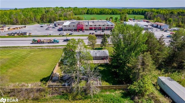 2928 11 Highway, House detached with 5 bedrooms, 3 bathrooms and 8 parking in Oro Medonte ON | Image 36