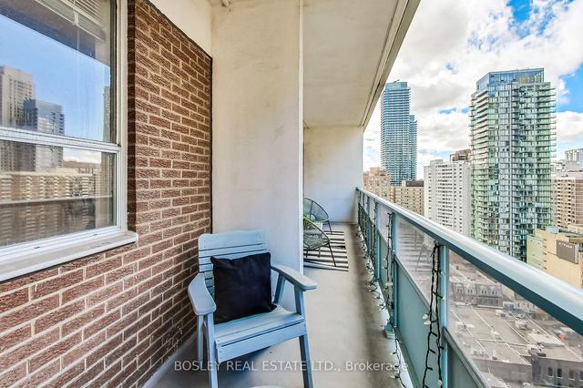 2303 - 30 Gloucester St, Condo with 1 bedrooms, 1 bathrooms and 1 parking in Toronto ON | Image 6