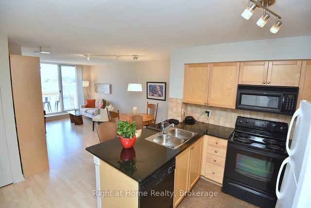 403 - 1369 Bloor St W, Condo with 1 bedrooms, 1 bathrooms and 1 parking in Toronto ON | Image 13