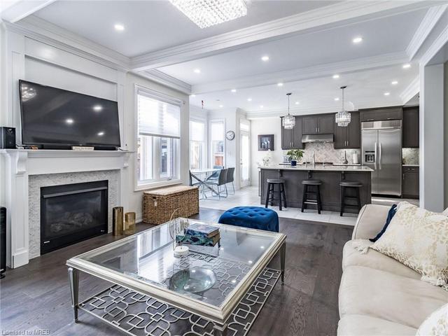 3148 Ernest Applebe Boulevard, House detached with 4 bedrooms, 3 bathrooms and 4 parking in Oakville ON | Image 17