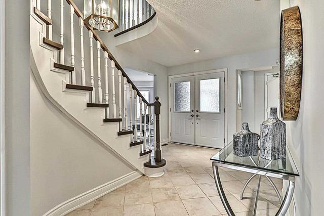 81 Wandering Tr, House detached with 4 bedrooms, 4 bathrooms and 6 parking in Toronto ON | Image 29