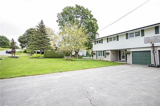 871 Swiss Height, House detached with 3 bedrooms, 3 bathrooms and 6 parking in Oshawa ON | Image 1