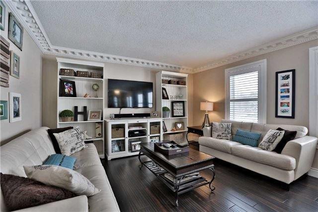 11005 Amos Dr, House detached with 4 bedrooms, 3 bathrooms and 20 parking in Milton ON | Image 4