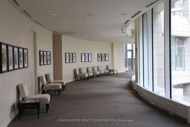 1201 - 2191 Yonge St, Condo with 1 bedrooms, 2 bathrooms and 0 parking in Toronto ON | Image 20