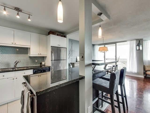 1002 - 14 Neilson Dr, Condo with 3 bedrooms, 2 bathrooms and 1 parking in Toronto ON | Image 3