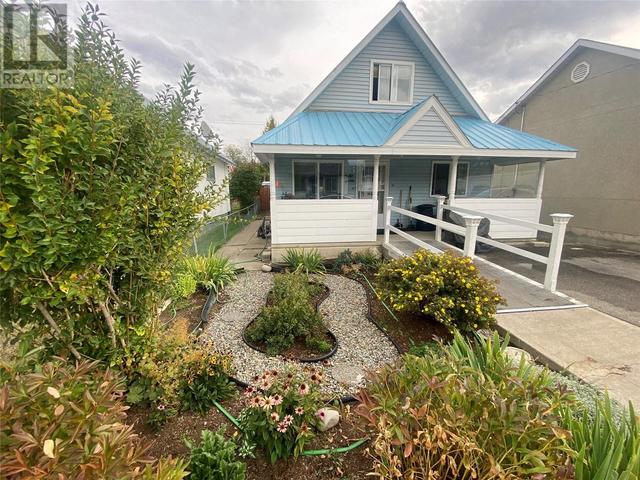 86 Halliford Avenue, House detached with 3 bedrooms, 2 bathrooms and null parking in Princeton BC | Image 1