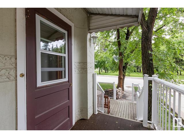 10440 University Av Nw, House detached with 5 bedrooms, 3 bathrooms and null parking in Edmonton AB | Image 19