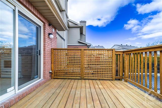 3185 Uplands Drive, Townhouse with 3 bedrooms, 3 bathrooms and 3 parking in Ottawa ON | Image 28