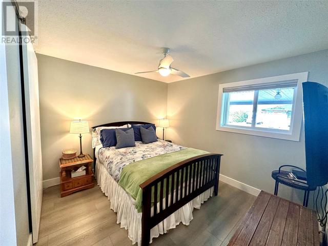 815 - 11th Avenue Unit# 4, House attached with 2 bedrooms, 2 bathrooms and 2 parking in Keremeos BC | Image 32