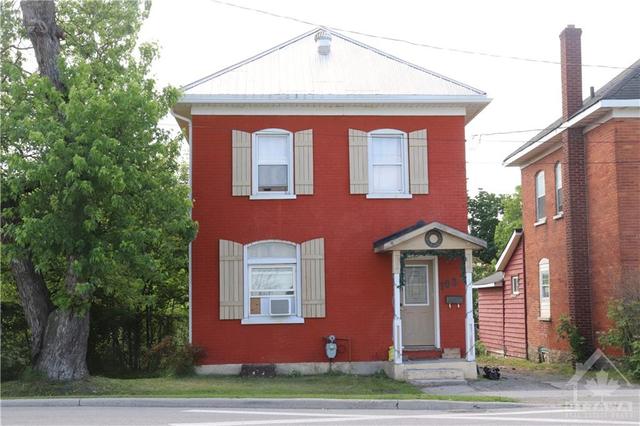103 William Street, House detached with 3 bedrooms, 2 bathrooms and 2 parking in Smiths Falls ON | Card Image