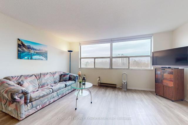502 - 10 Tobermory Dr, Condo with 2 bedrooms, 1 bathrooms and 1 parking in Toronto ON | Image 12