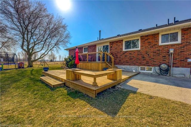 3284 Kimball Rd, House detached with 3 bedrooms, 2 bathrooms and 11 parking in St. Clair ON | Image 15