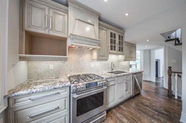 47 Glengowan Rd, House detached with 5 bedrooms, 5 bathrooms and 4 parking in Toronto ON | Image 3