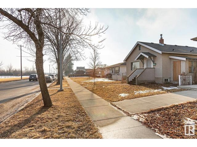 12760 113a St Nw, House detached with 2 bedrooms, 1 bathrooms and 4 parking in Edmonton AB | Image 4