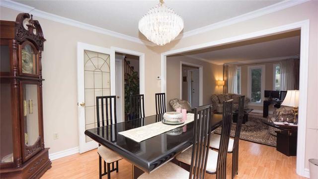 26 Featherstone Ave, House detached with 4 bedrooms, 4 bathrooms and 4 parking in Markham ON | Image 36