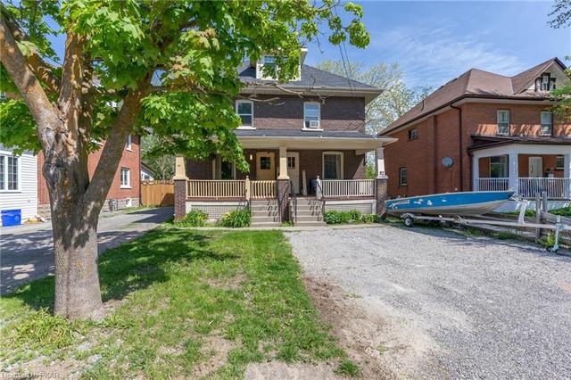 84 Colborne Street W, House semidetached with 3 bedrooms, 1 bathrooms and 4 parking in Kawartha Lakes ON | Image 12
