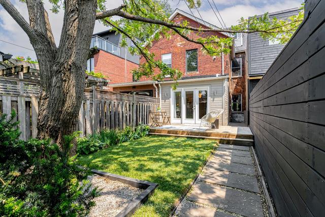 92 Gladstone Ave, House attached with 4 bedrooms, 4 bathrooms and 1 parking in Toronto ON | Image 29