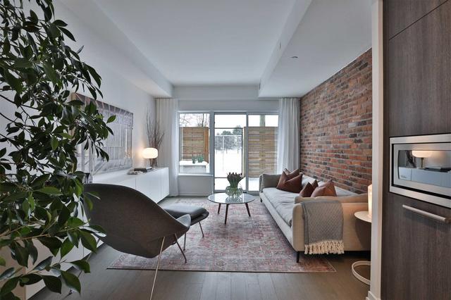 th106 - 138 St Helen's Ave, Townhouse with 2 bedrooms, 3 bathrooms and 1 parking in Toronto ON | Image 36