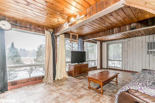 1206 Dickie Lake Road W, House detached with 2 bedrooms, 1 bathrooms and 12 parking in Lake of Bays ON | Image 19