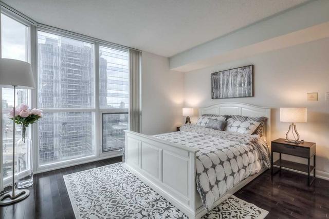 1609 - 5791 Yonge St, Condo with 2 bedrooms, 2 bathrooms and 1 parking in Toronto ON | Image 2