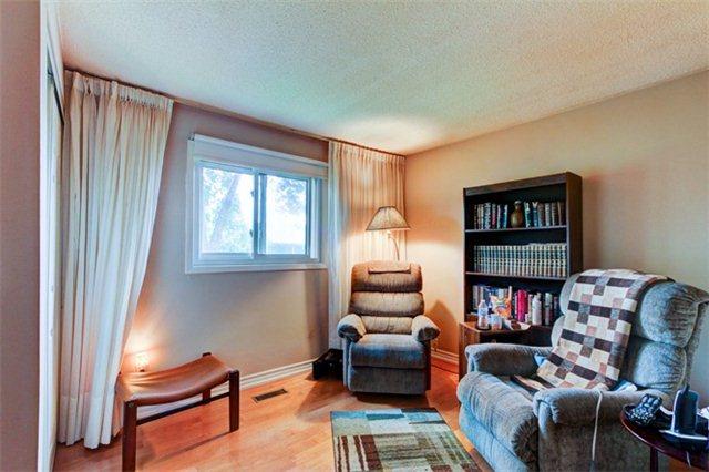 3232 Ulman Rd, House detached with 3 bedrooms, 2 bathrooms and 2 parking in Oakville ON | Image 10