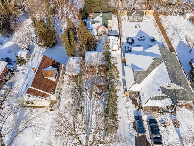 35 Edgehill Dr, House detached with 2 bedrooms, 2 bathrooms and 6 parking in Guelph ON | Image 12
