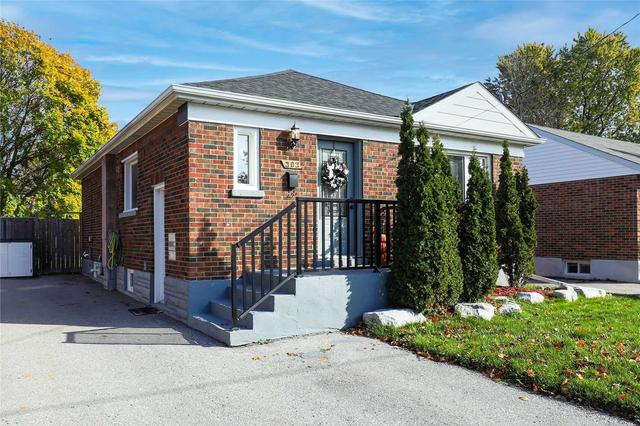 303 Cadillac Ave S, House detached with 2 bedrooms, 2 bathrooms and 4 parking in Oshawa ON | Image 12