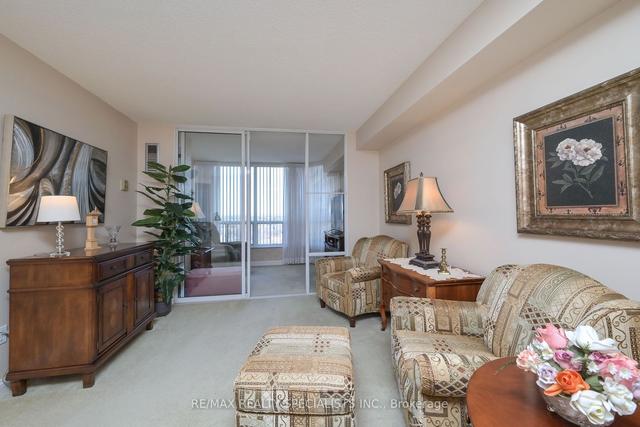 1905 - 22 Hanover Rd, Condo with 1 bedrooms, 1 bathrooms and 1 parking in Brampton ON | Image 10