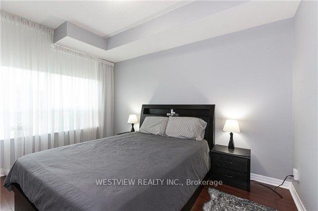 1708 - 1359 Rathburn Rd E, Condo with 1 bedrooms, 1 bathrooms and 1 parking in Mississauga ON | Image 2