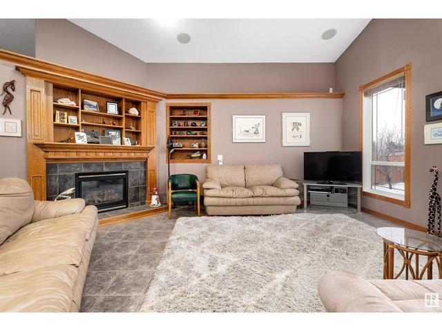 15206 49a St Nw, House detached with 3 bedrooms, 3 bathrooms and null parking in Edmonton AB | Image 11
