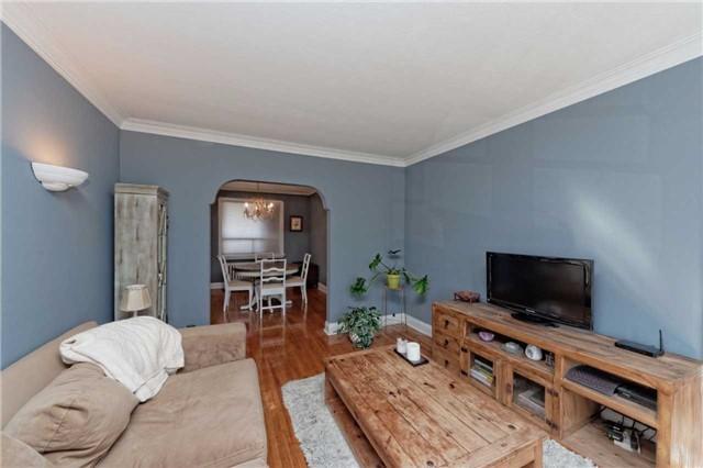 132 Alameda Ave, House detached with 3 bedrooms, 2 bathrooms and 3 parking in Toronto ON | Image 6