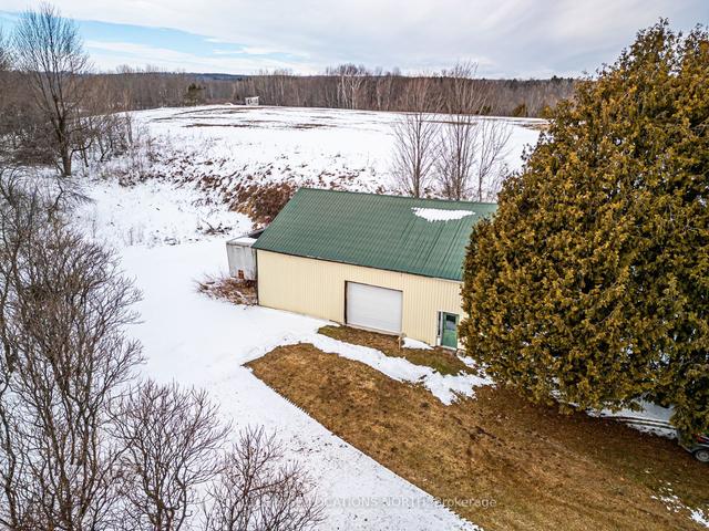 158502 7th Line, Home with 3 bedrooms, 2 bathrooms and 26 parking in Meaford ON | Image 20