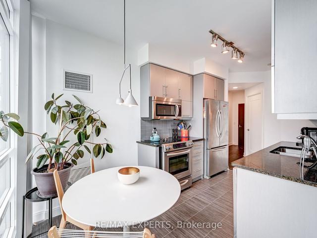 3007 - 825 Church St, Condo with 2 bedrooms, 2 bathrooms and 1 parking in Toronto ON | Image 11