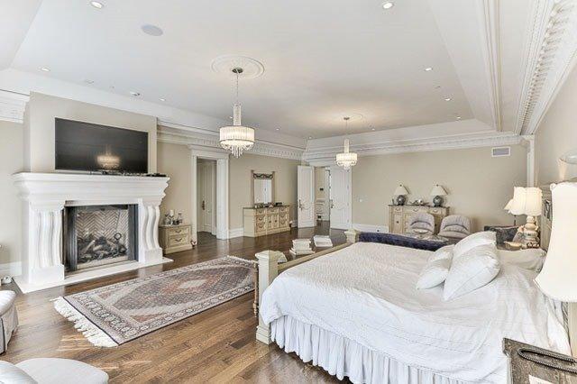 71 The Bridle Path, House detached with 5 bedrooms, 11 bathrooms and 30 parking in Toronto ON | Image 12