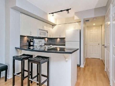 th #61 - 208 Niagara St, Townhouse with 1 bedrooms, 1 bathrooms and 1 parking in Toronto ON | Image 5